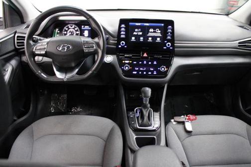 2020 Hyundai IONIQ Plug-In Hybrid SE