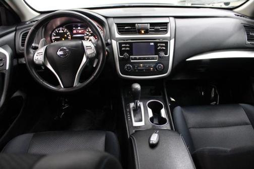 2017 Nissan Altima 2.5 SR