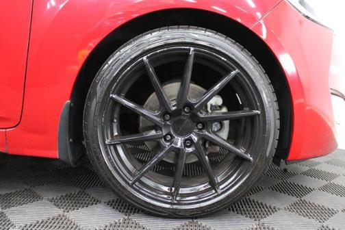 2013 Hyundai Veloster Base