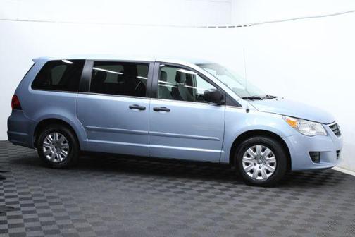 2012 Volkswagen Routan S