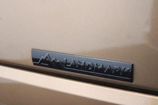 2016 Land Rover LR4 Base