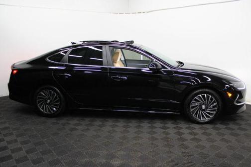2023 Hyundai SONATA Hybrid Limited
