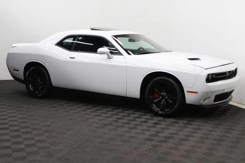 2021 Dodge Challenger SXT