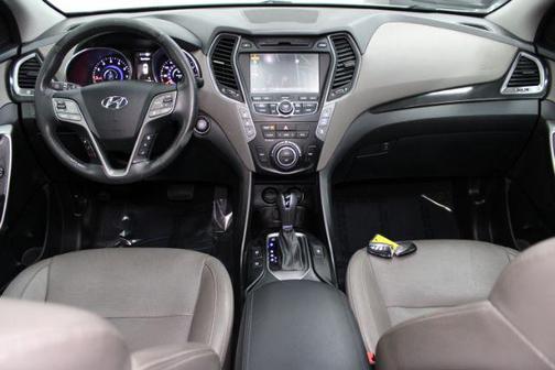 2016 Hyundai SANTA FE Limited