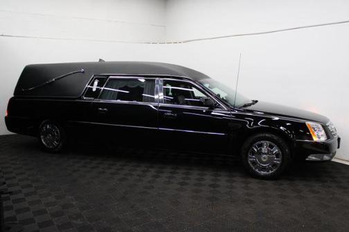 2011 Cadillac DTS Base