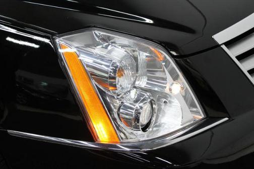 2011 Cadillac DTS Base