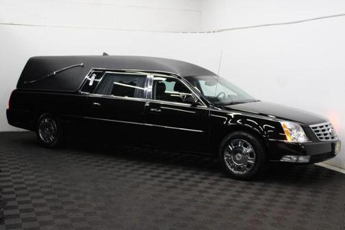 2011 Cadillac DTS Base