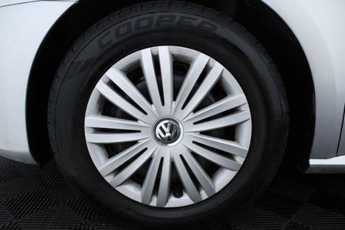 2014 Volkswagen Passat 1.8T S