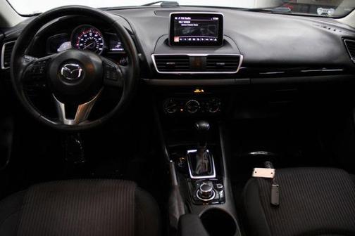 2015 Mazda Mazda3 i Touring