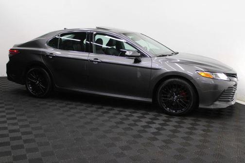 2019 Toyota Camry Hybrid XLE