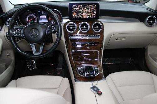 2016 Mercedes-Benz GLC 300 Base