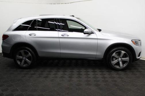 2016 Mercedes-Benz GLC 300 Base