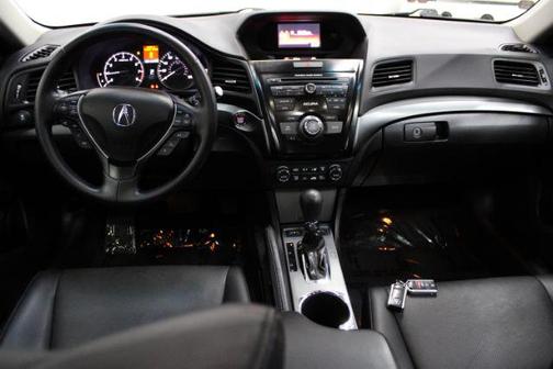 2013 Acura ILX 2.0L w/Premium Package
