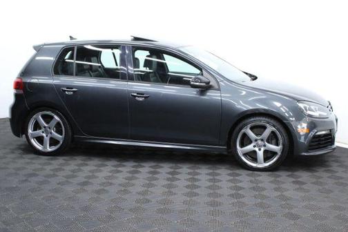 2013 Volkswagen Golf R 4-Door w/DCC & Navigation