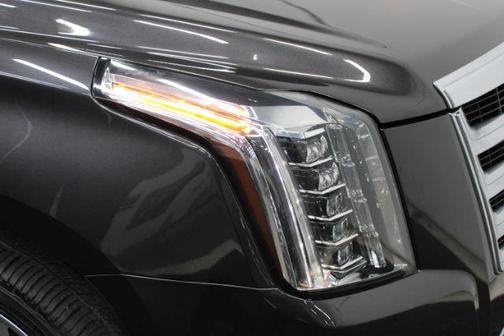2016 Cadillac Escalade ESV Sport