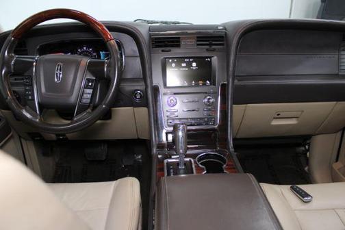 2017 Lincoln Navigator L Reserve