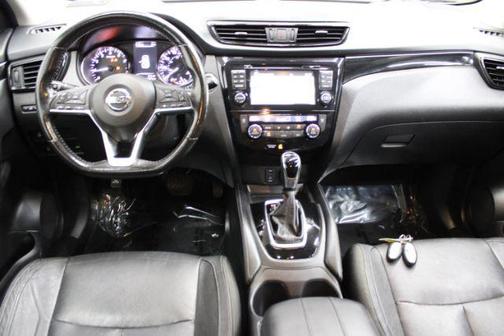 2018 Nissan Rogue Sport SL