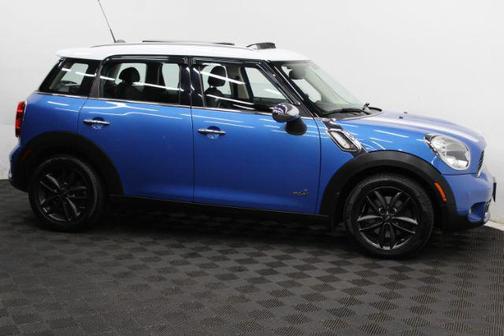 2011 MINI Cooper S Countryman Base