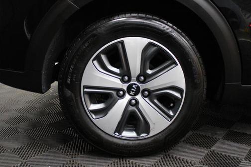 2017 Kia Niro LX