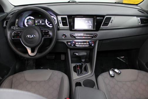 2017 Kia Niro LX