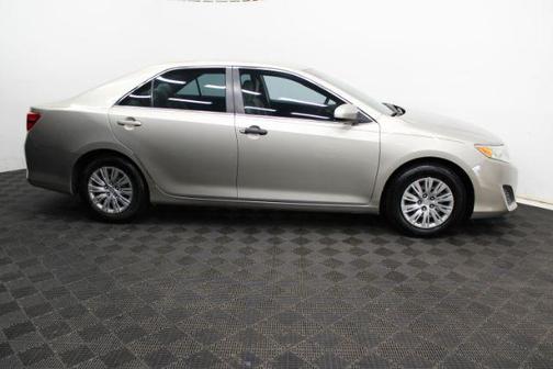2014 Toyota Camry XLE