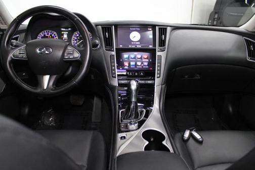 2017 INFINITI Q50 3.0t Signature Edition