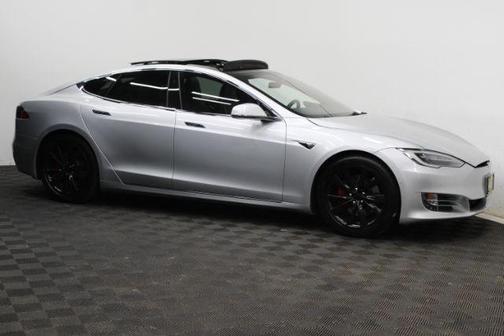2017 Tesla Model S 90D