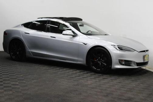 2017 Tesla Model S 90D