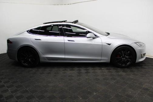 2017 Tesla Model S 90D