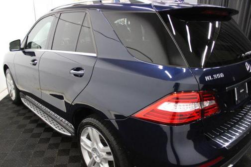2015 Mercedes-Benz M-Class Luxury