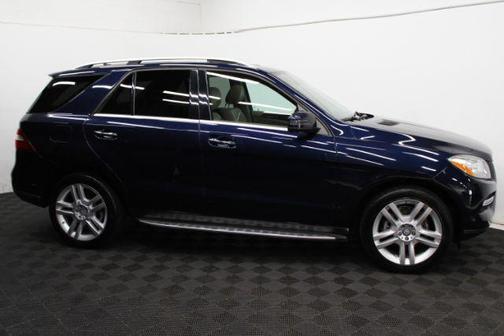 2015 Mercedes-Benz M-Class Luxury