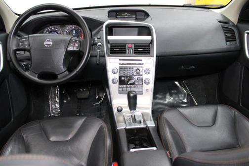 2010 Volvo XC60 3.2