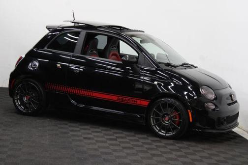 Nero Puro (Straight Black) 2015 FIAT 500 Abarth