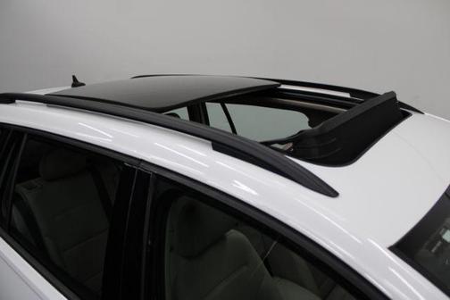 2018 Volkswagen Golf SportWagen TSI S