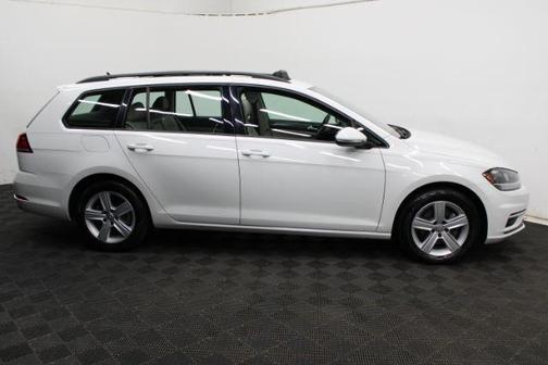 2018 Volkswagen Golf SportWagen TSI S