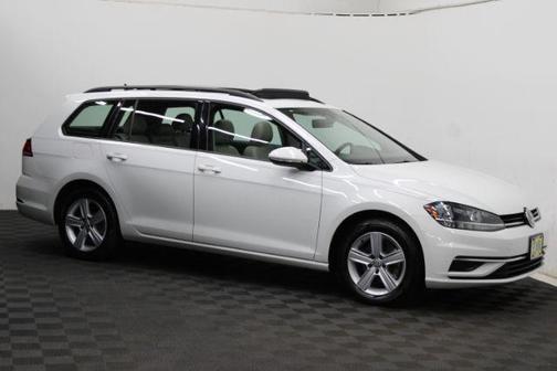 2018 Volkswagen Golf SportWagen TSI S