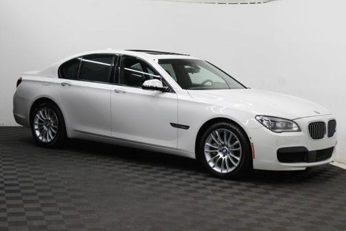 2015 BMW 750 i xDrive