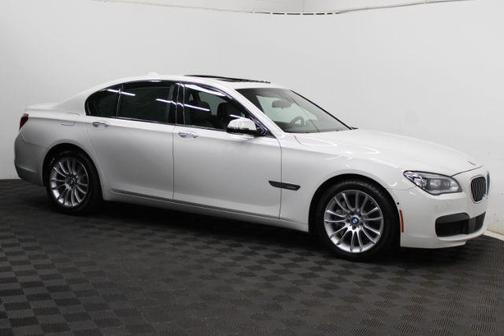 2015 BMW 750 i xDrive