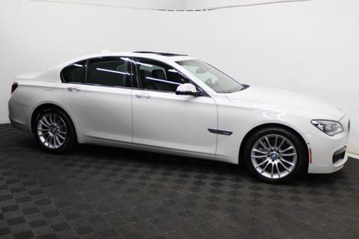 2015 BMW 750 i xDrive