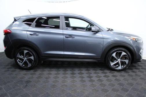 2016 Hyundai TUCSON Sport