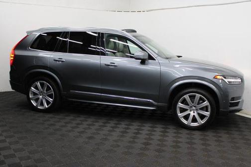 2017 Volvo XC90 Hybrid T8 Inscription