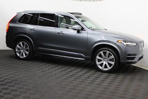 2017 Volvo XC90 Hybrid T8 Inscription