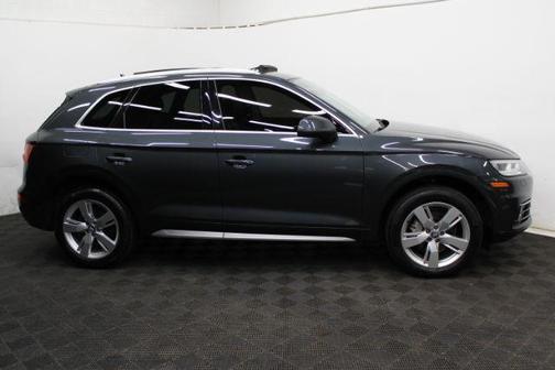 Manhattan Gray Metallic 2018 Audi Q5 2.0T Tech Premium