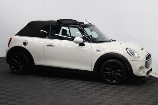 Pepper White 2016 MINI Convertible Cooper S