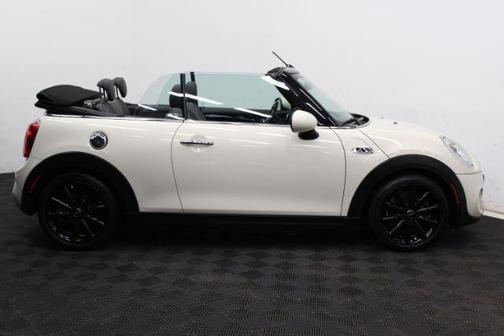 Pepper White 2016 MINI Convertible Cooper S