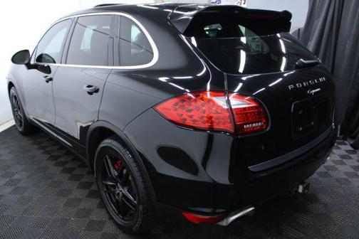 2012 Porsche Cayenne Base