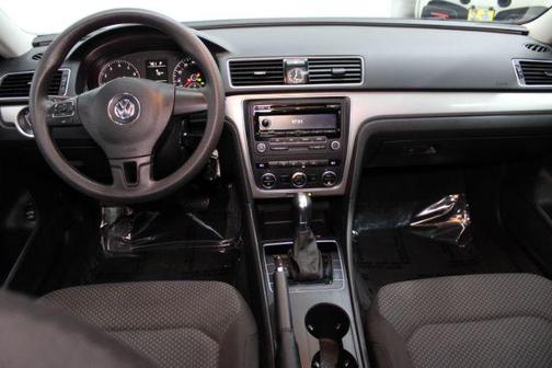 2012 Volkswagen Passat 2.5 S