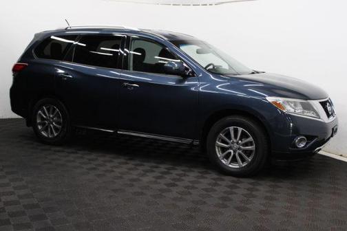 2015 Nissan Pathfinder SV