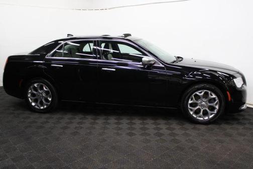 2016 Chrysler 300C Platinum