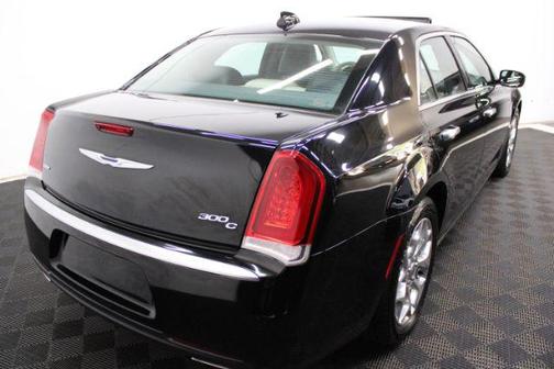 2016 Chrysler 300C Platinum